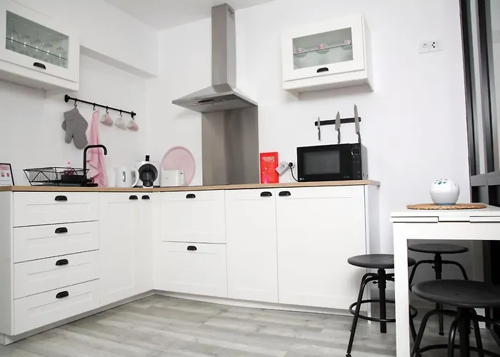 Bed & Seaside - Rosa * Ναζαρέ