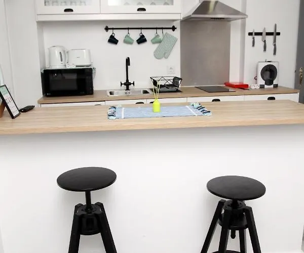 Διαμέρισμα Bed & Seaside - Rosa Ναζαρέ